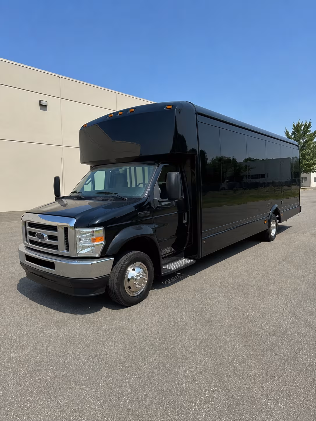 party buses to maverik center concerts and special events